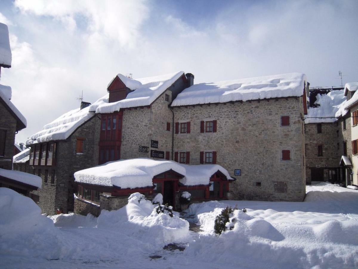 Edif. La Corona El Pueyo de Jaca Bagian luar foto